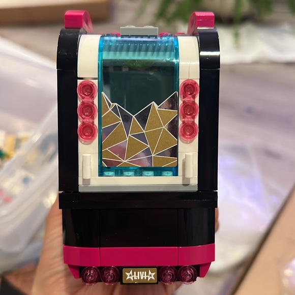 LEGO Friends 41106 Pop Star Tour Bus Building Kit - Picture 9 of 11